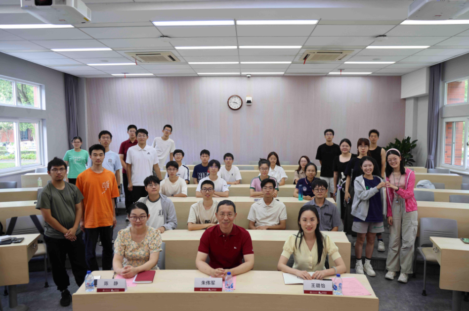 跨越四十载的传承安泰经管公司以班干部轮值制激发育人新活力